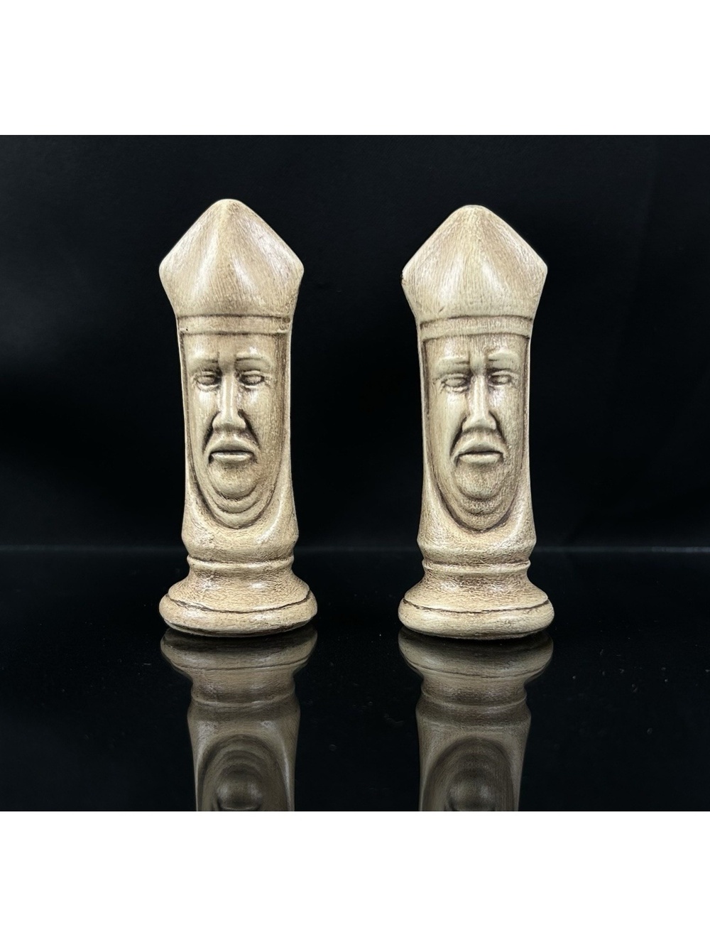 Vintage Duncan Ceramic Chess Bishops Replacement Game Pieces 3.5" White x2